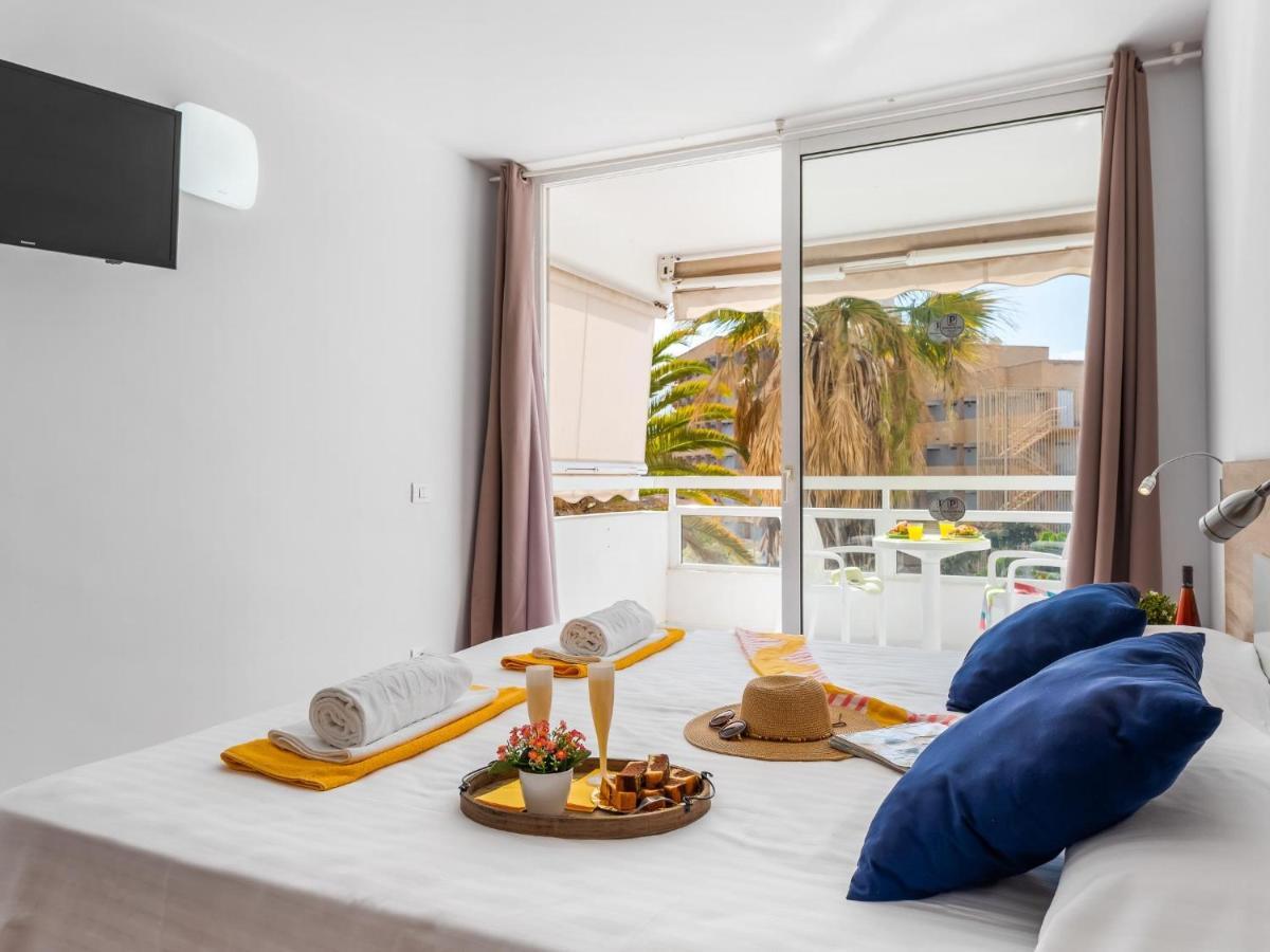 302 Modern, Light, Comfortable Studio With Swimming Pool Playa de las Américas Buitenkant foto