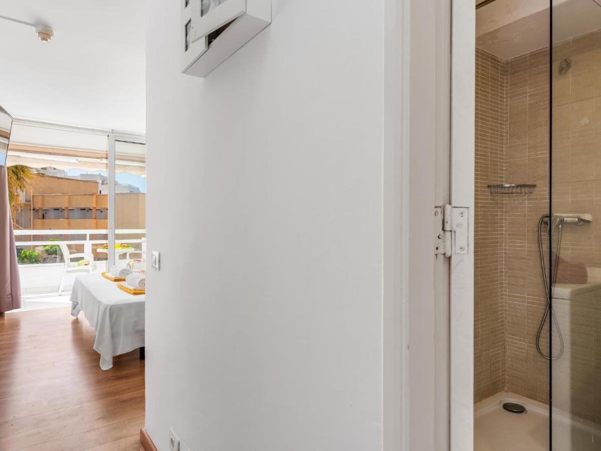 302 Modern, Light, Comfortable Studio With Swimming Pool Playa de las Américas Buitenkant foto